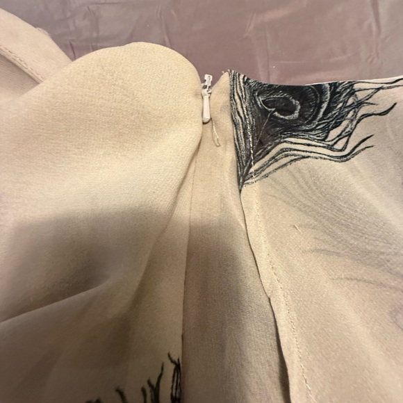 Vintage Y2K Topshop Cream/Black Flutter One Shoulder Feather Blouse Size 4/Small - Picture 8 of 10